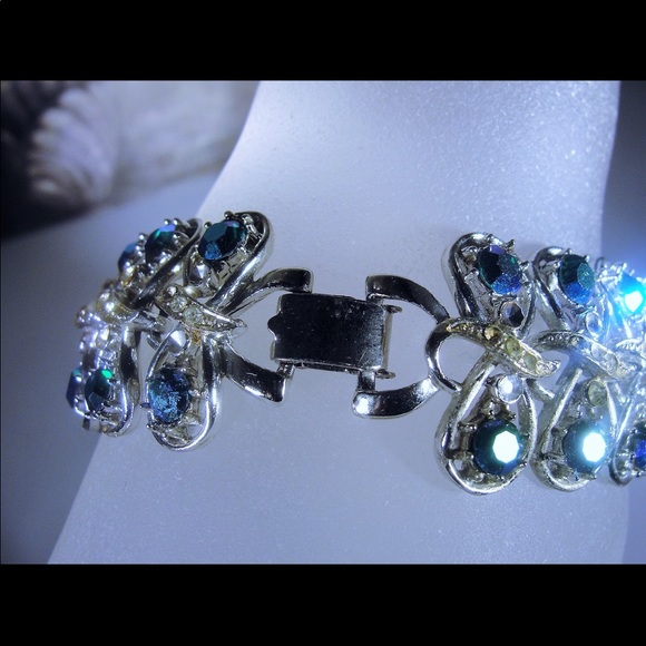 Rare Vintage CORO Pegasus AURORA BOREALIS Jewelry - Picture 5 of 8